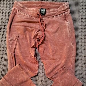 Victoria's Secret pink yoga leggings